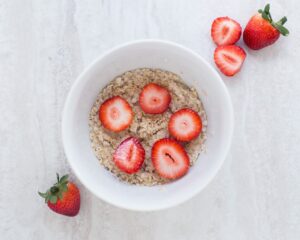 口臭対策に朝食前の歯磨きは必要なのか？