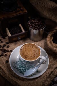 コーヒーは口臭を防ぐ？その真相と対策を徹底解説！