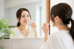 口臭が気になる接客業の方必見！できるケア方法は？